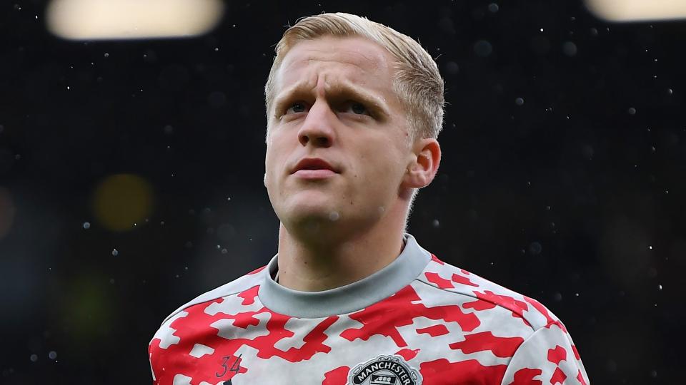 Donny van de Beek Manchester United 2021-22